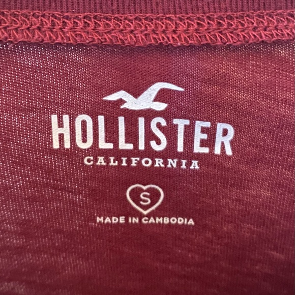 Hollister Long-Sleeve Logo Graphic Tee - Picture 3 of 3